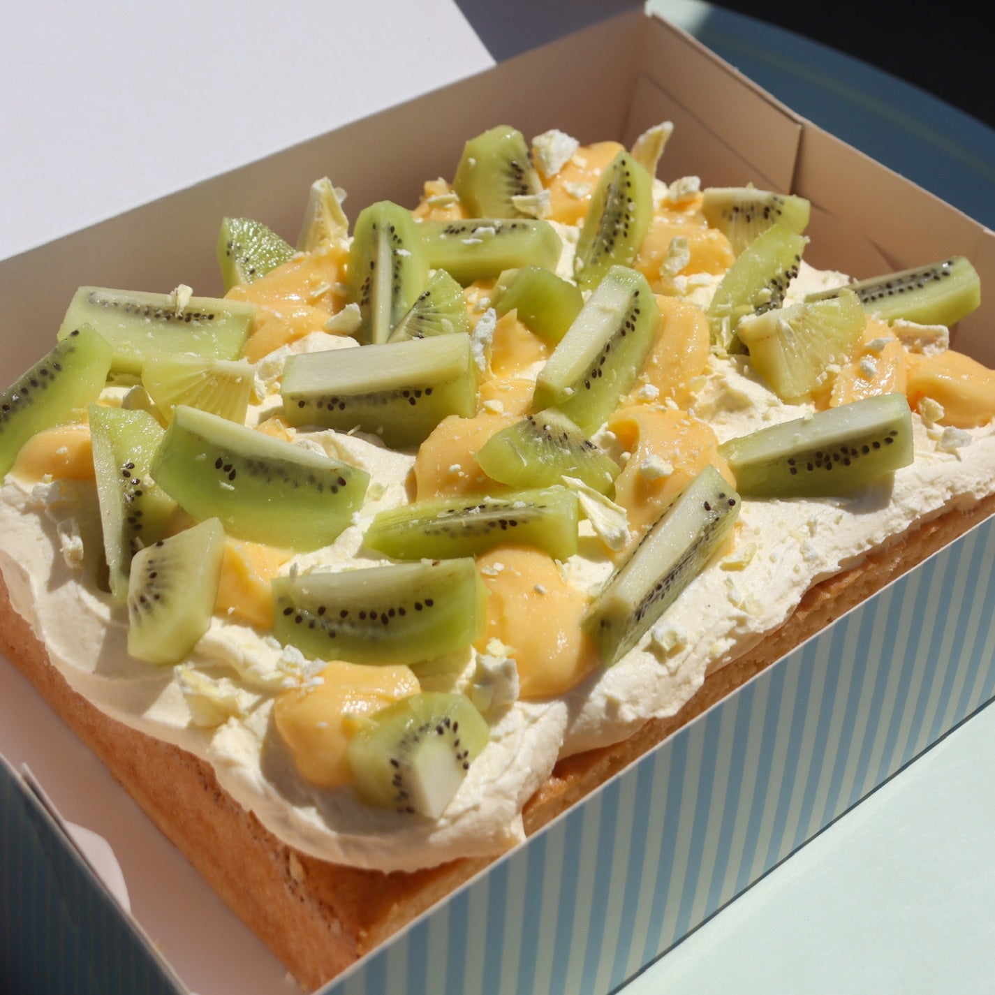 Lemon Kiwi Panna Cotta Sponge Cake